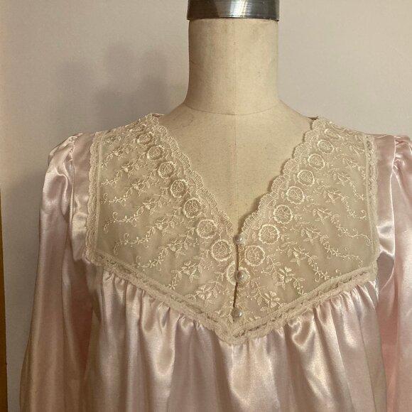 Vintage Satin and Lace Nightgown - Picture 3 of 10